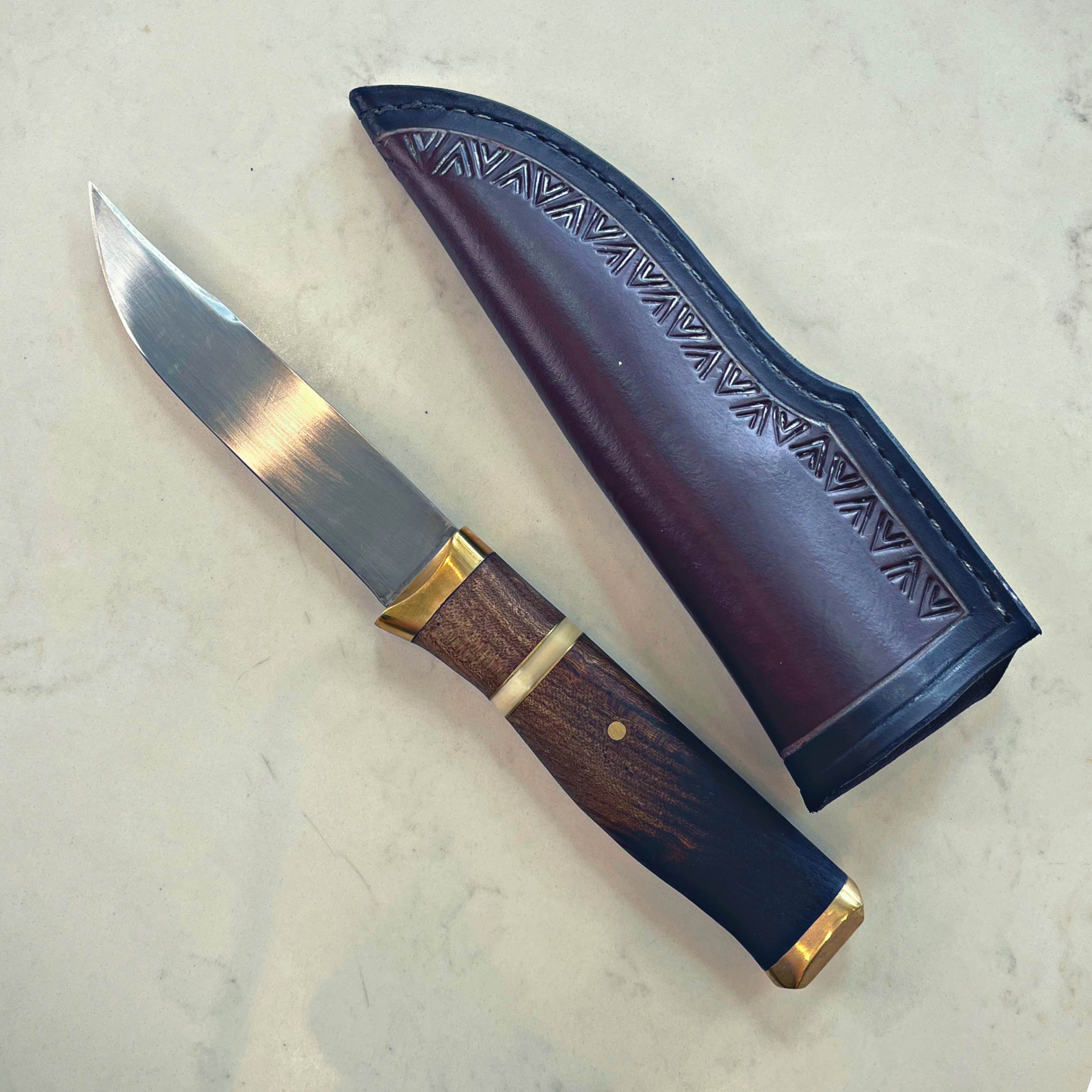 http://theduo.co.nz/cdn/shop/products/short.knifeandsheath.png?v=1635809085