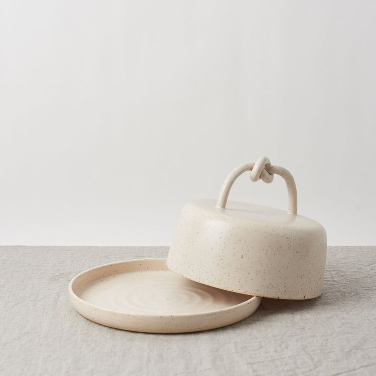 Butter Dish with Knot Handle